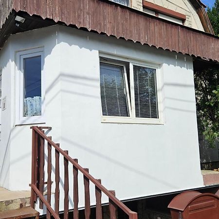 Friendly Apartment In The Suburb. Budapeste Exterior foto